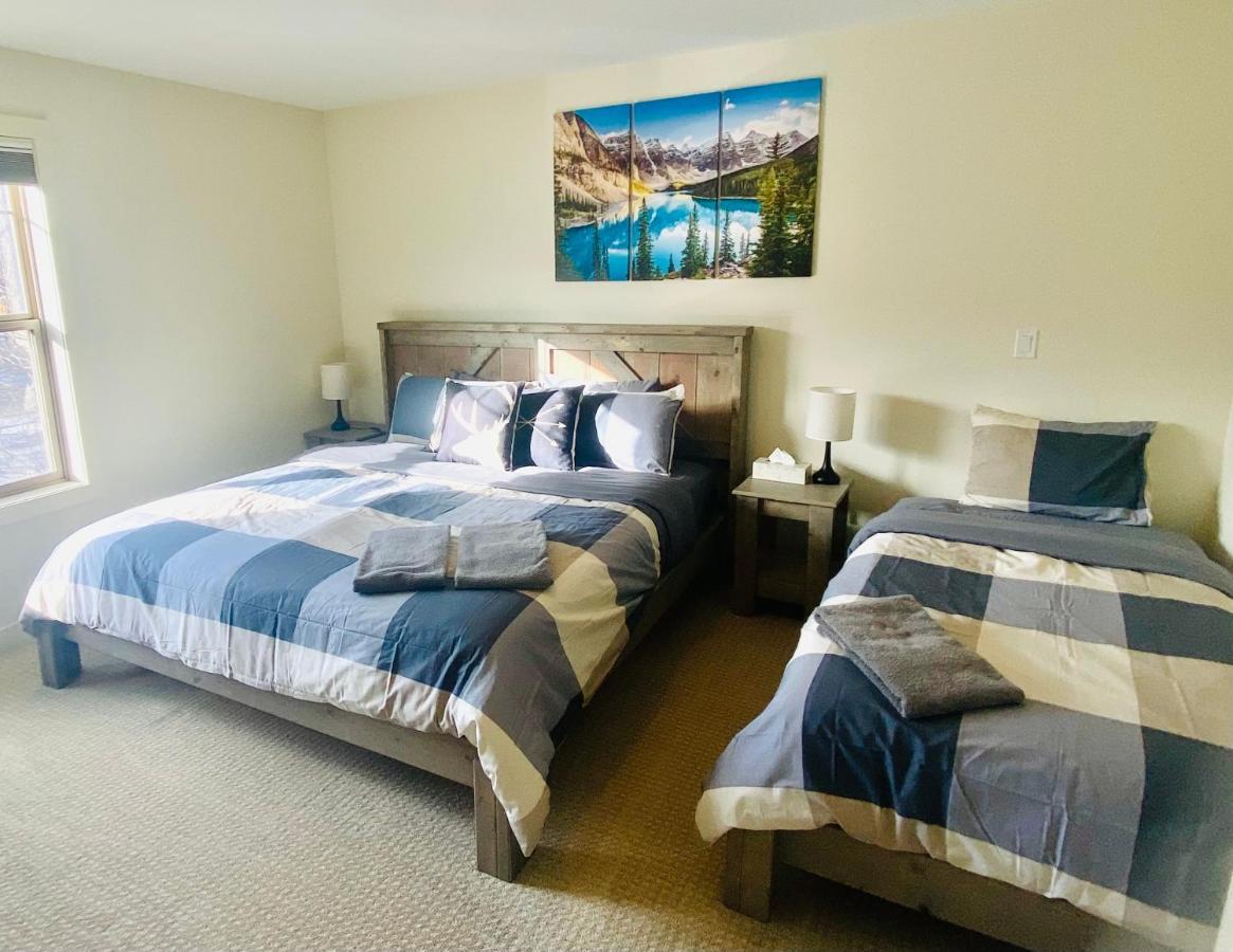 Perfect Base Invermere 3Bd Townhouse Mt Views With Garage エクステリア 写真